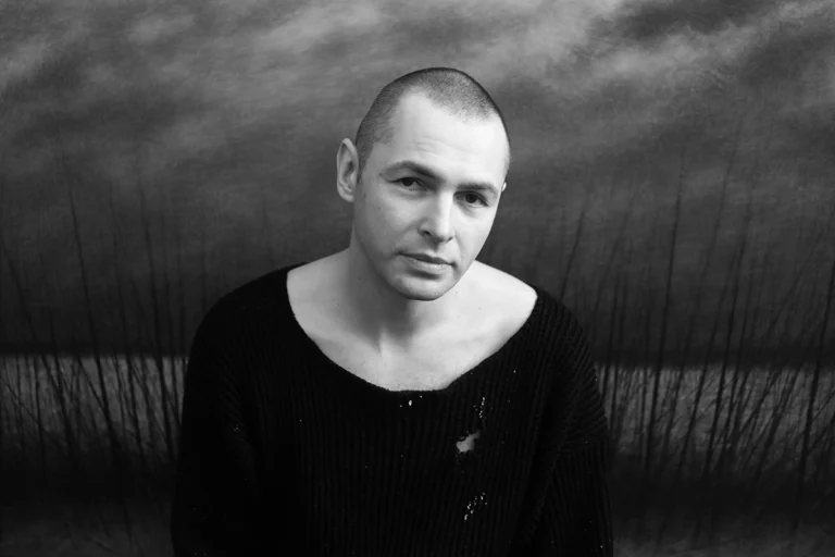 Danja Akulin Explores Light And Shadow Through Compelling Contemporary Drawings